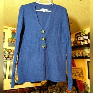 Old Navy Three Button Sweater, Thin Layer Piece, Navy Color, Barely Worn, Medium